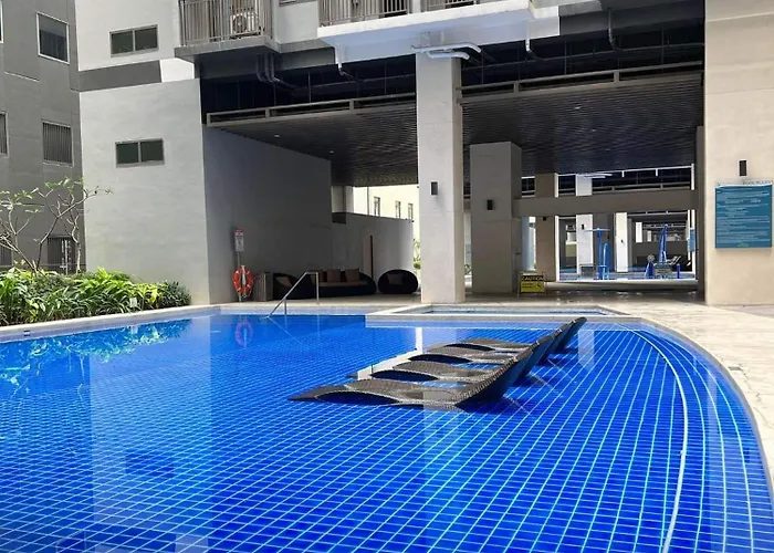 1br With Balcony Condotel In Moa Complex, Entertainment City, Near Naia, Free Wifi, Netflix Apartment